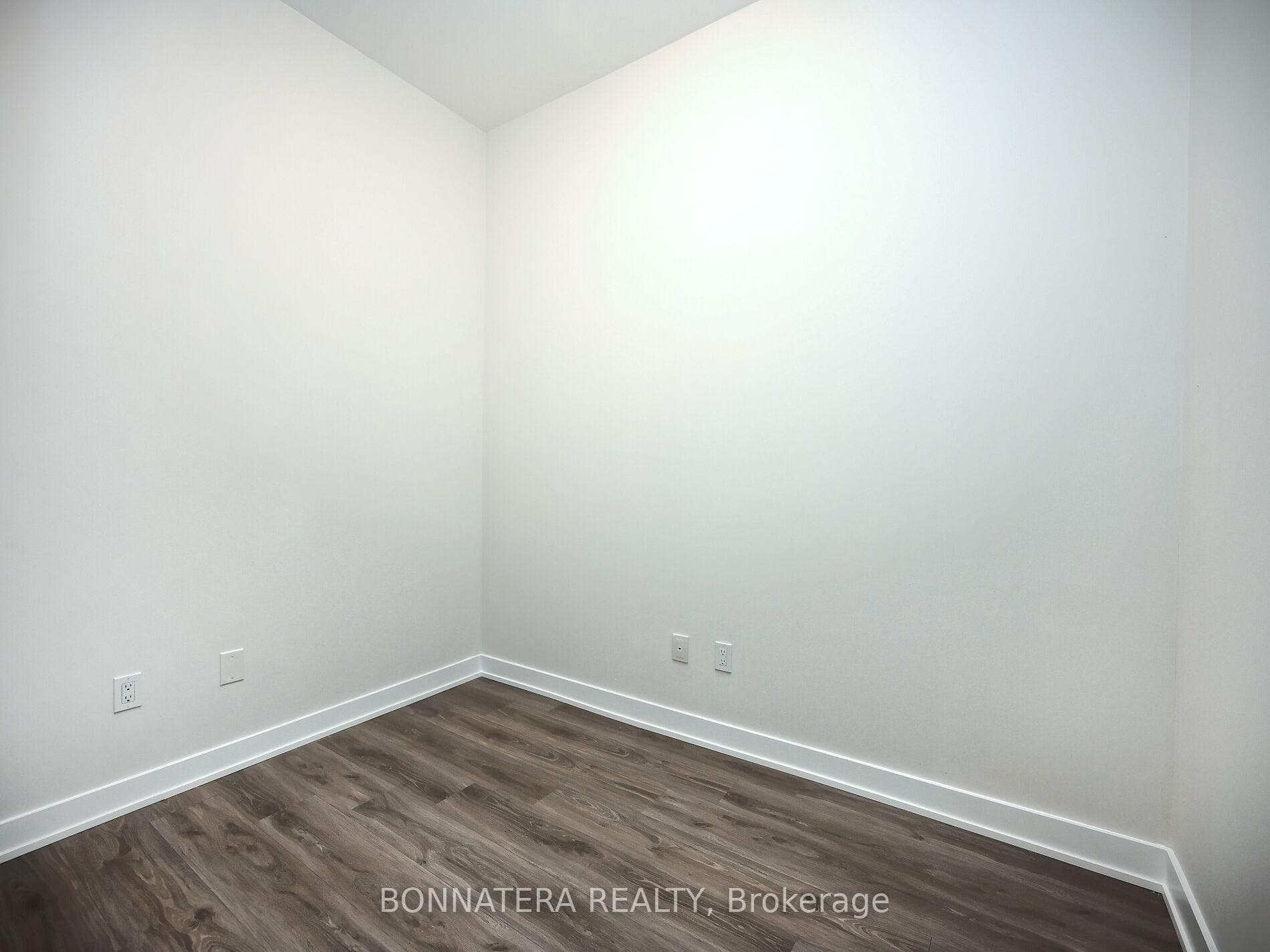 430 Square One Drive Unit 413 photo 32