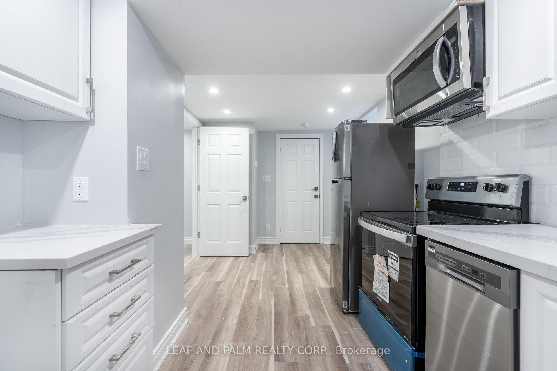 4233 Huron Street Unit B photo 5