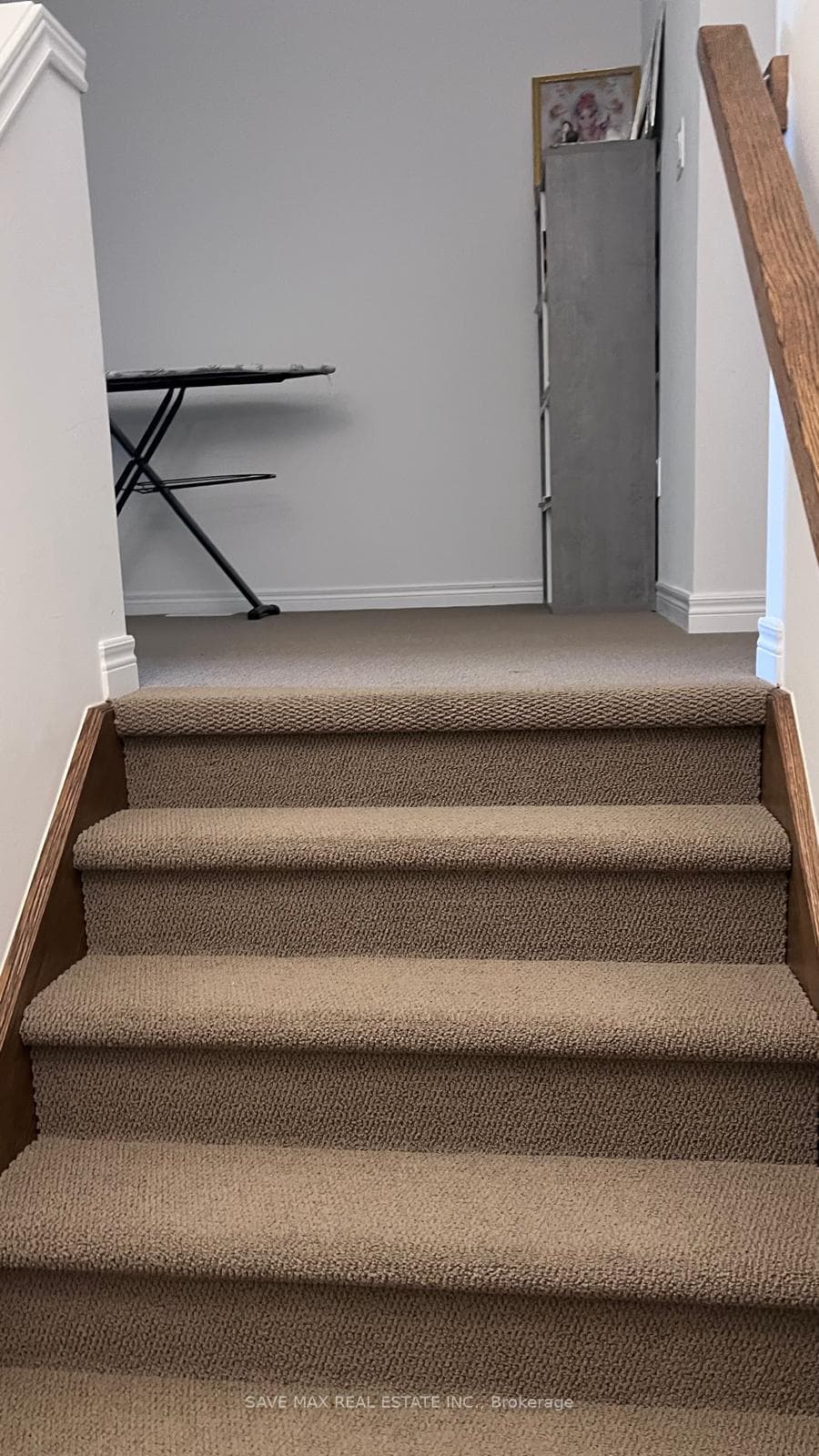 3975 Crown Street photo 14