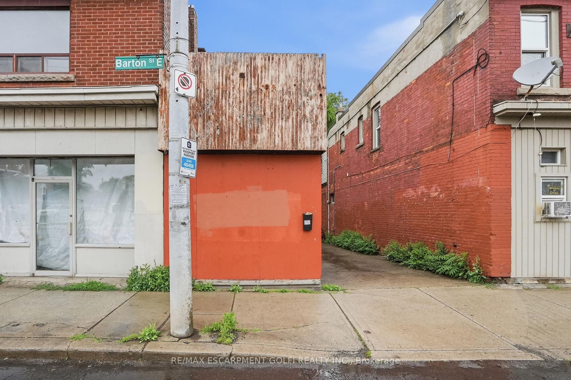 721 1/2 BARTON Street photo 2