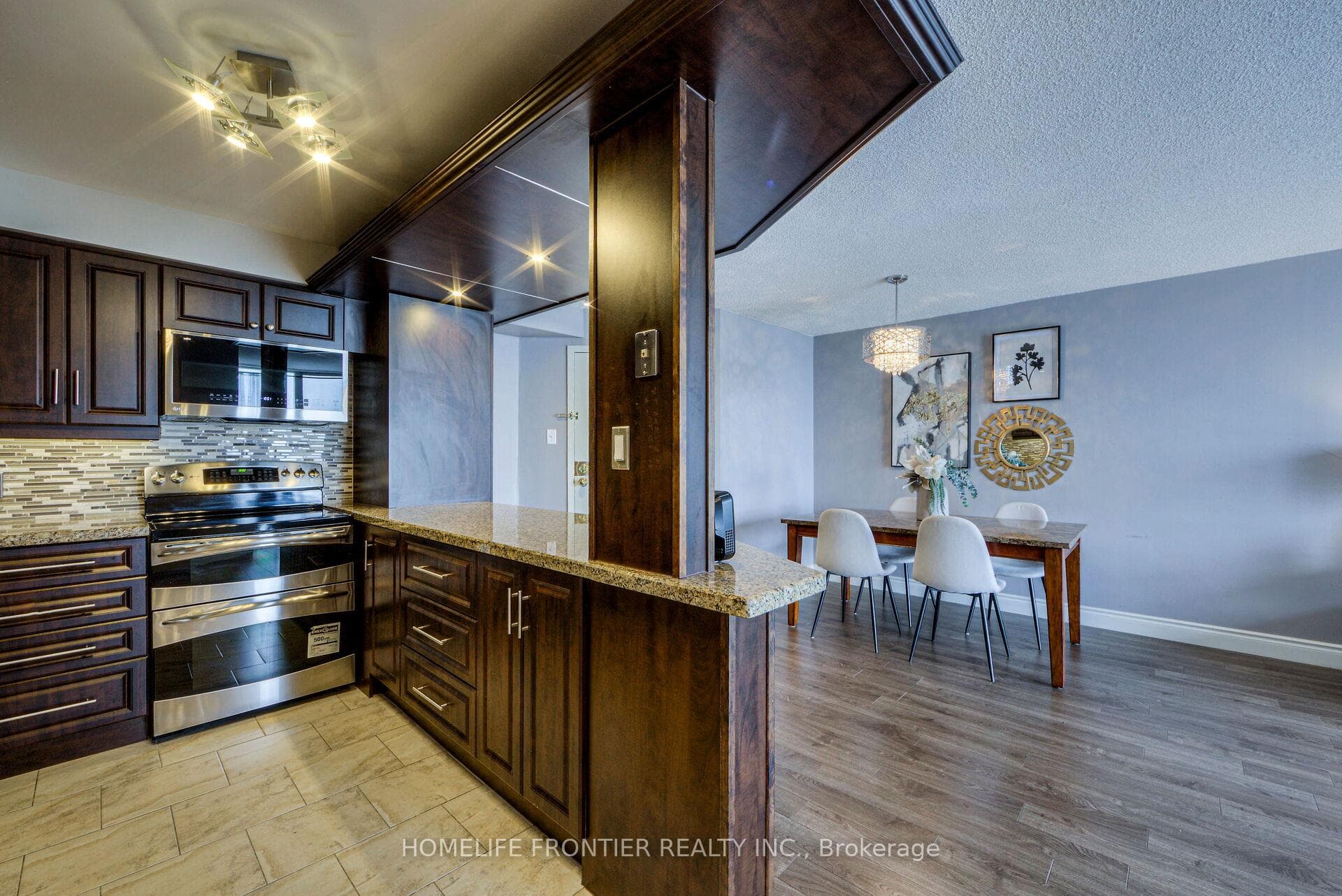 35 Trailwood Drive Unit 1015 photo 16