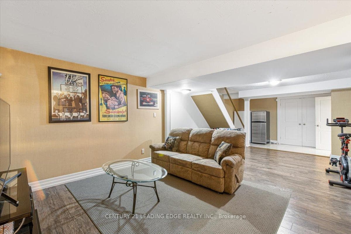 69 PARKINSON Road photo 24