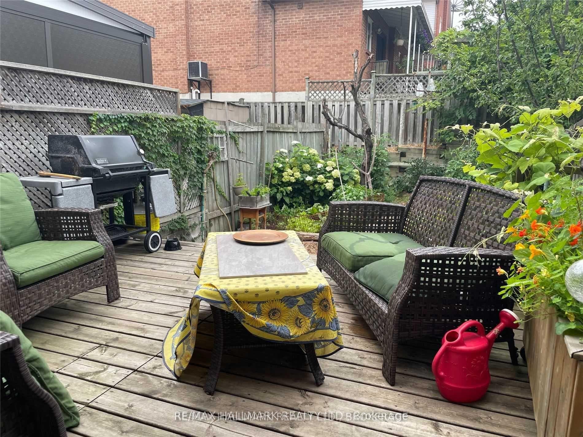 Generous size deck O/L back garden - furnished