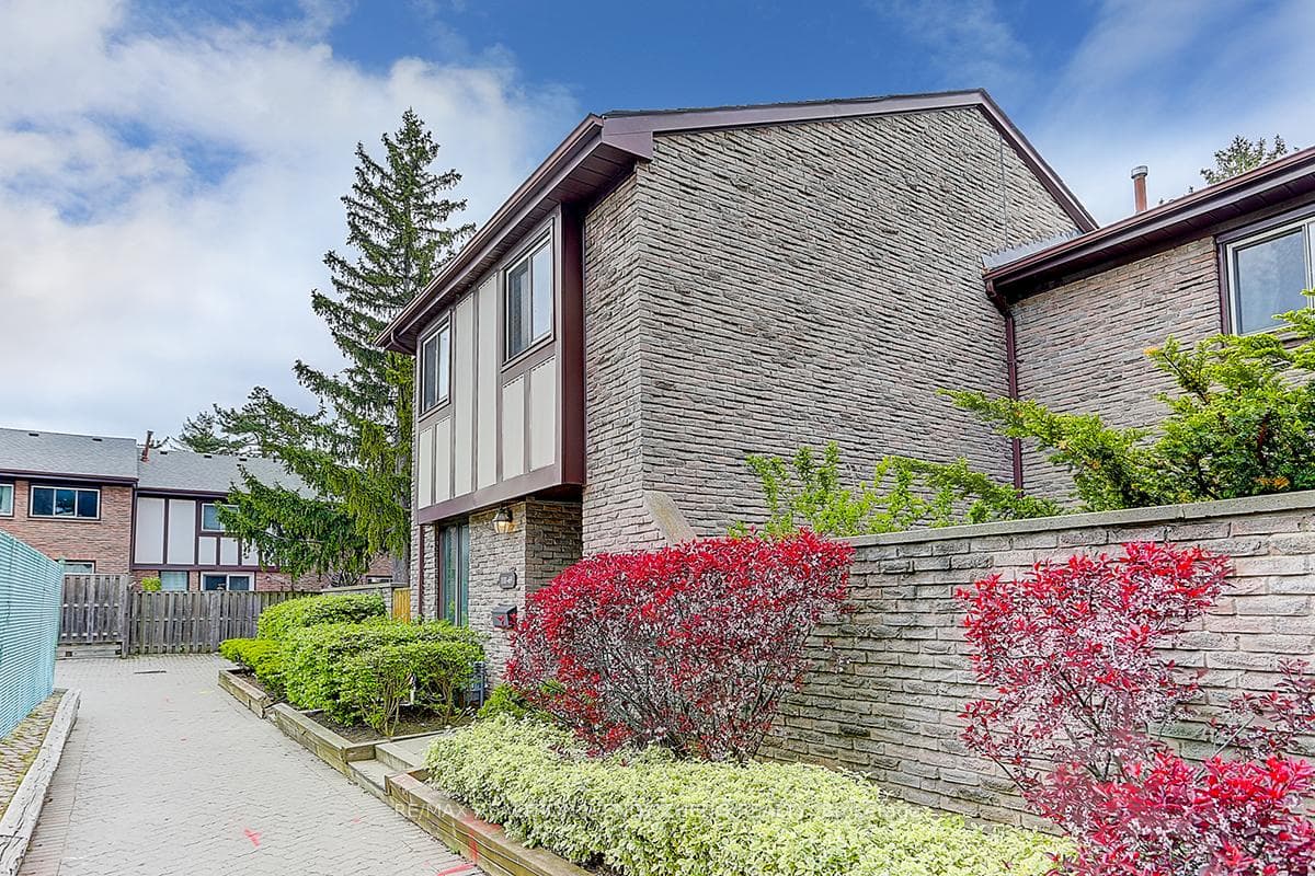 100 Burrows Hall Boulevard Unit 69 photo 38