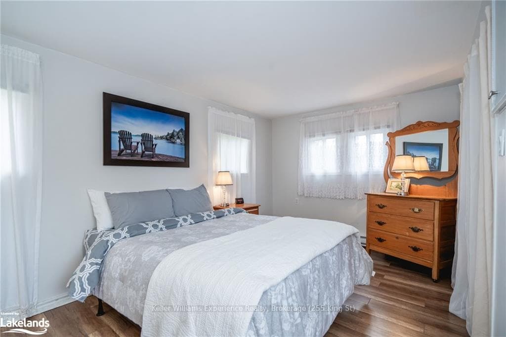 525 MIDLAND POINT Road Unit 3 photo 9