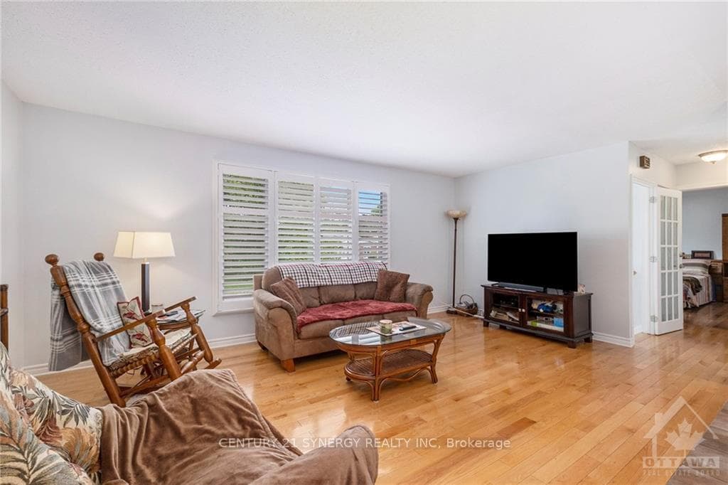 1530 BEACONFIELD Street photo 6