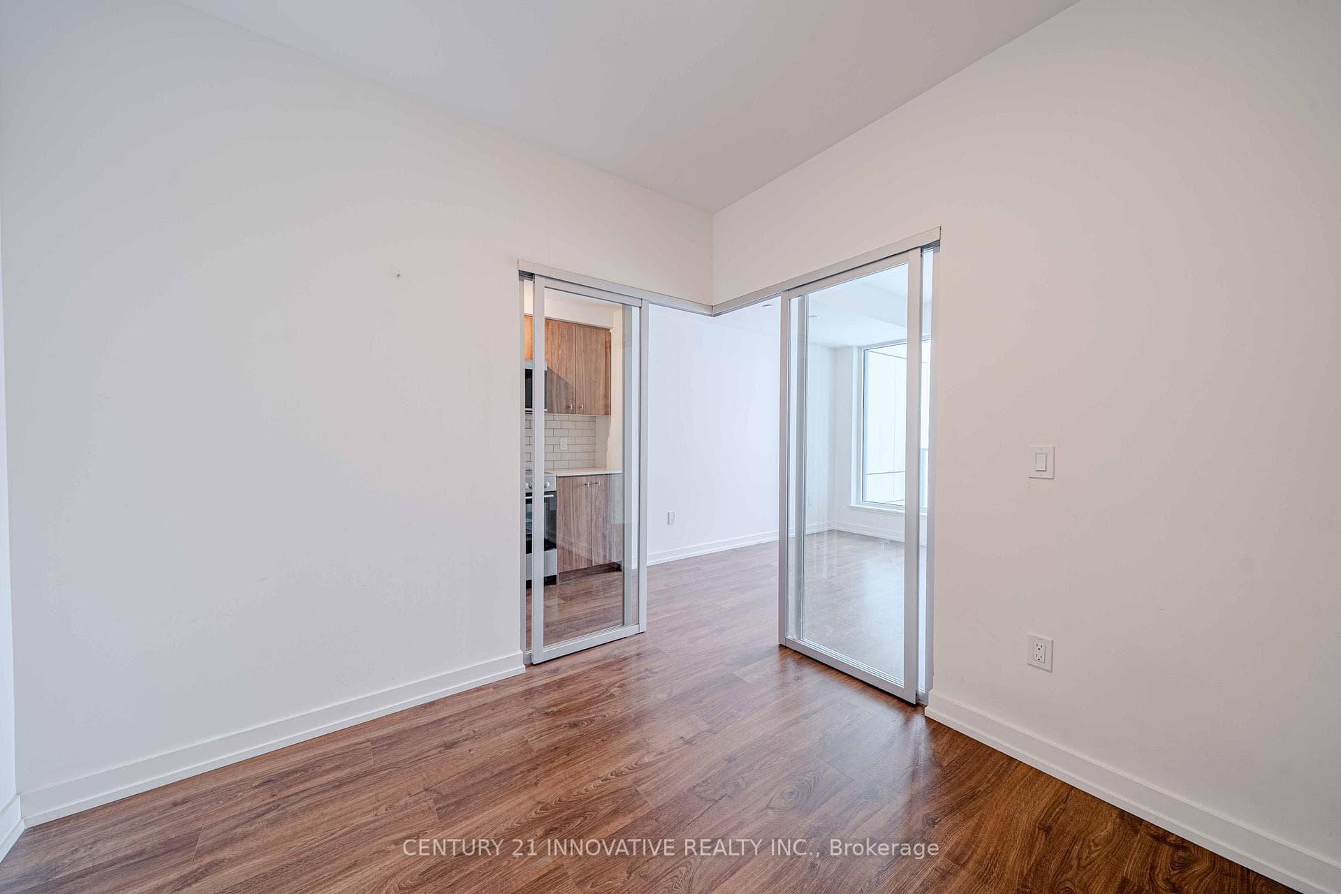 15 Wellington Street Unit 1005 photo 19