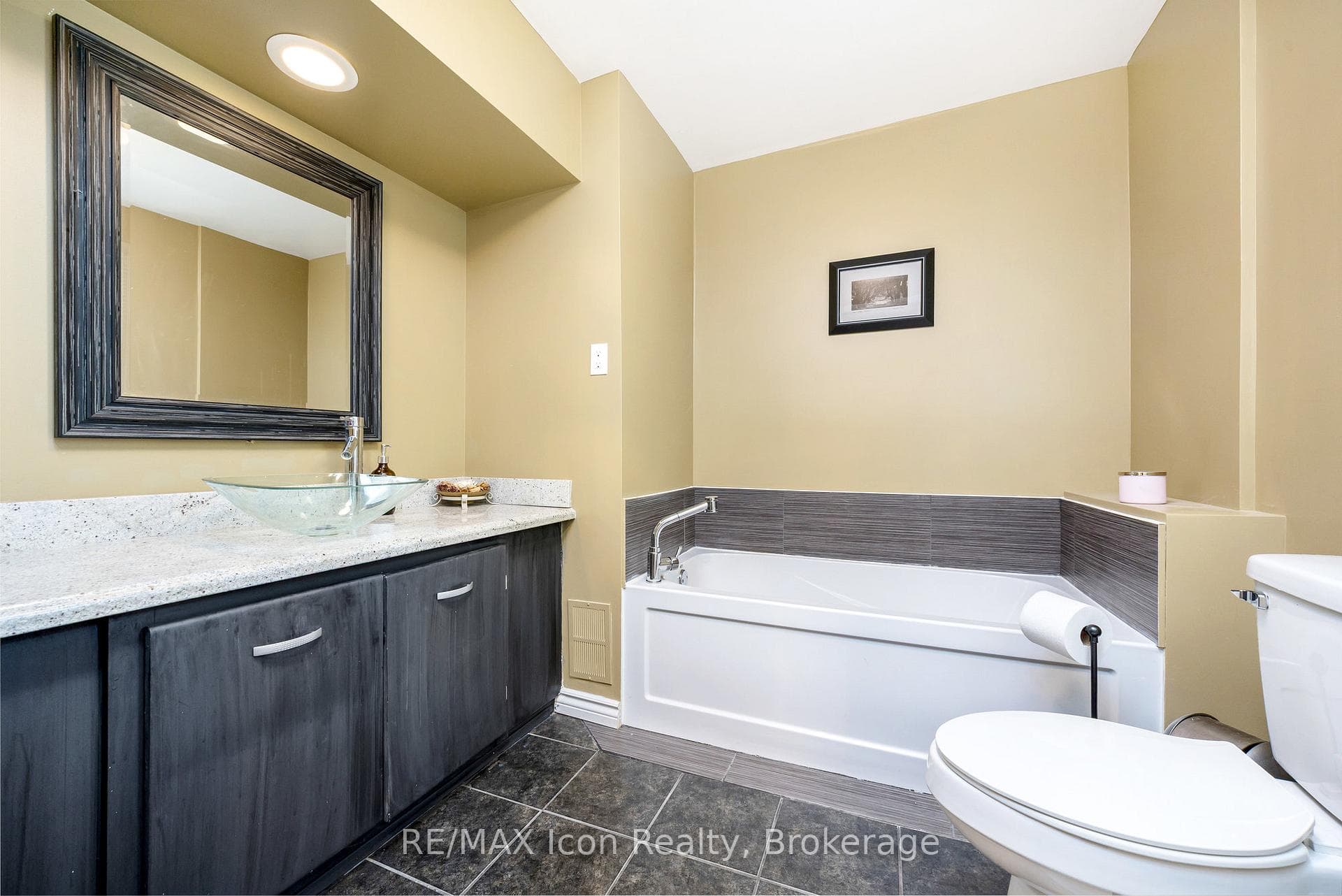 Ensuite Bathroom
