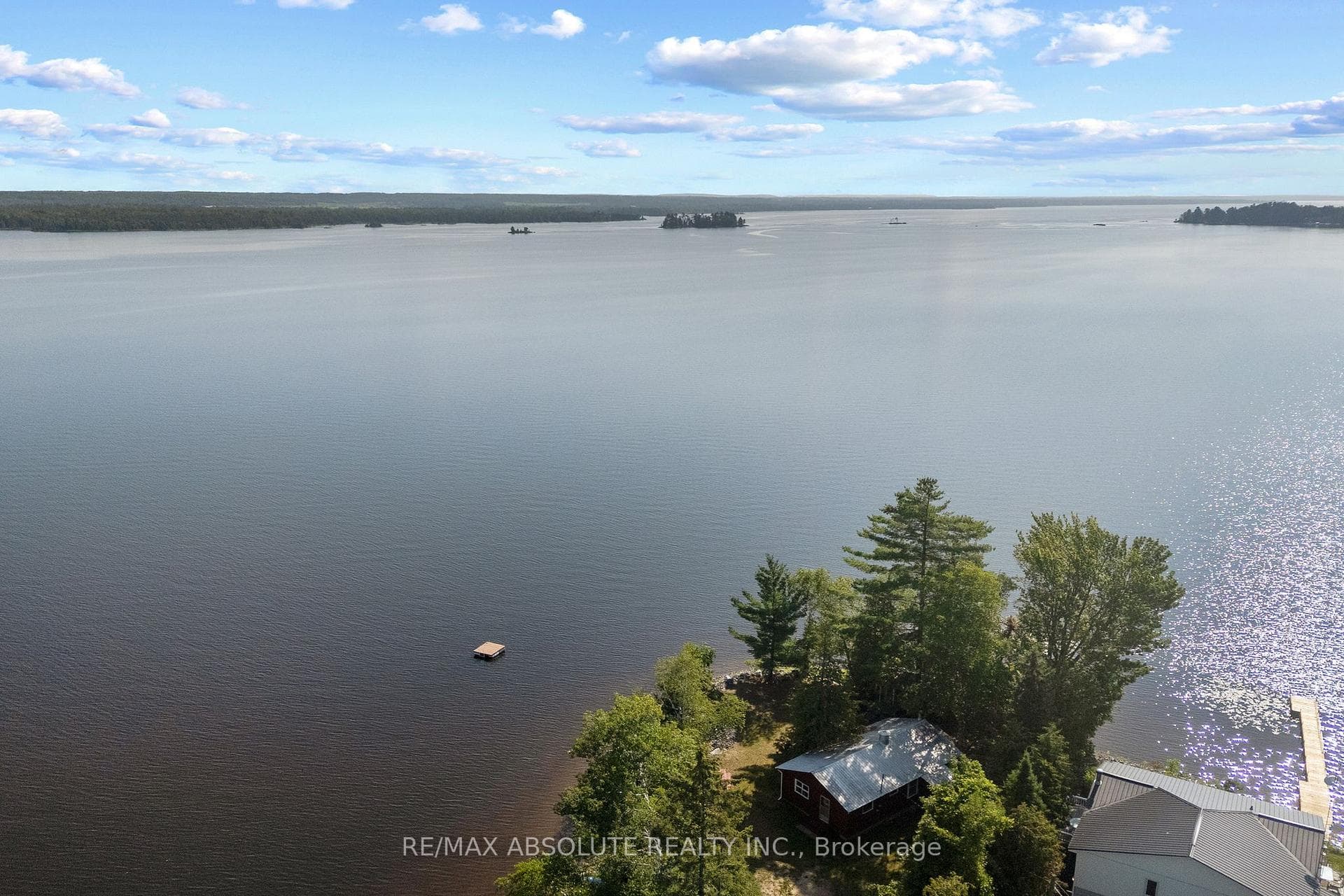 77A Christopher Lane photo 5