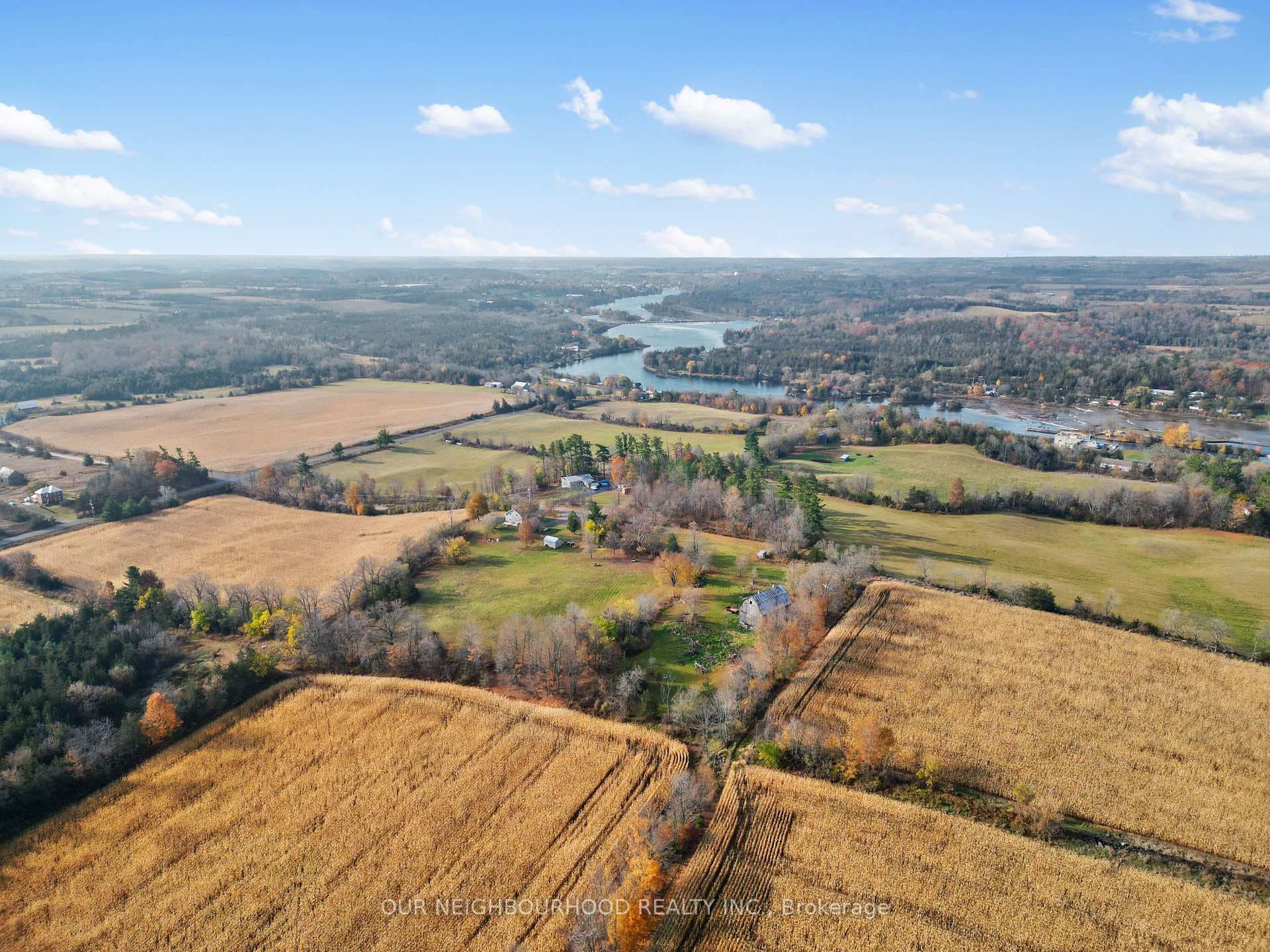 591 Thomson Road photo 31