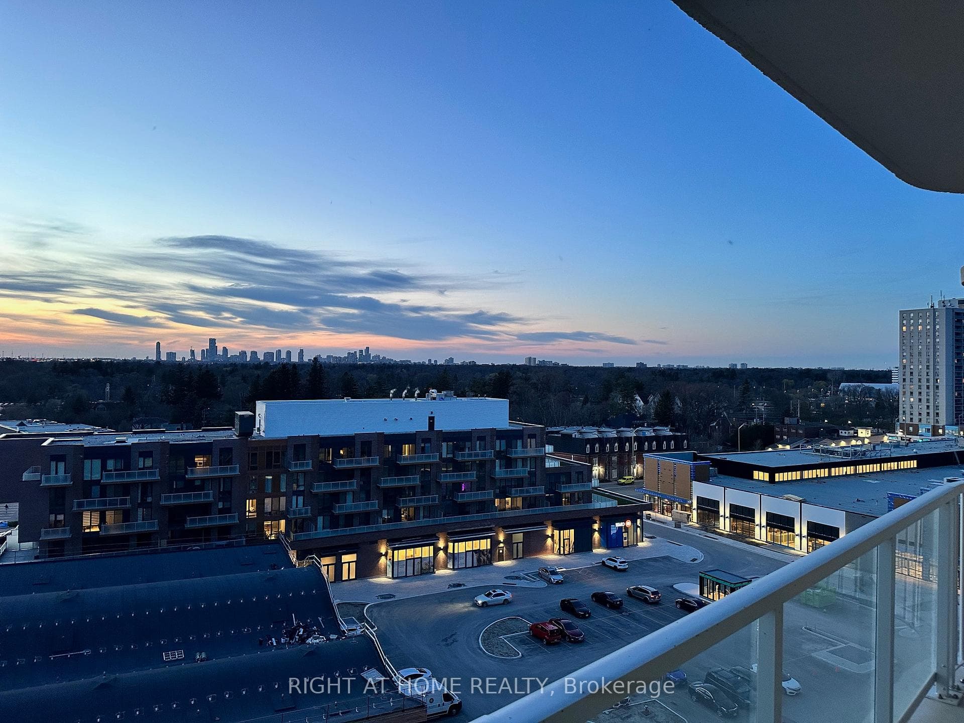 220 Missinnihe Way Unit 914 photo 25
