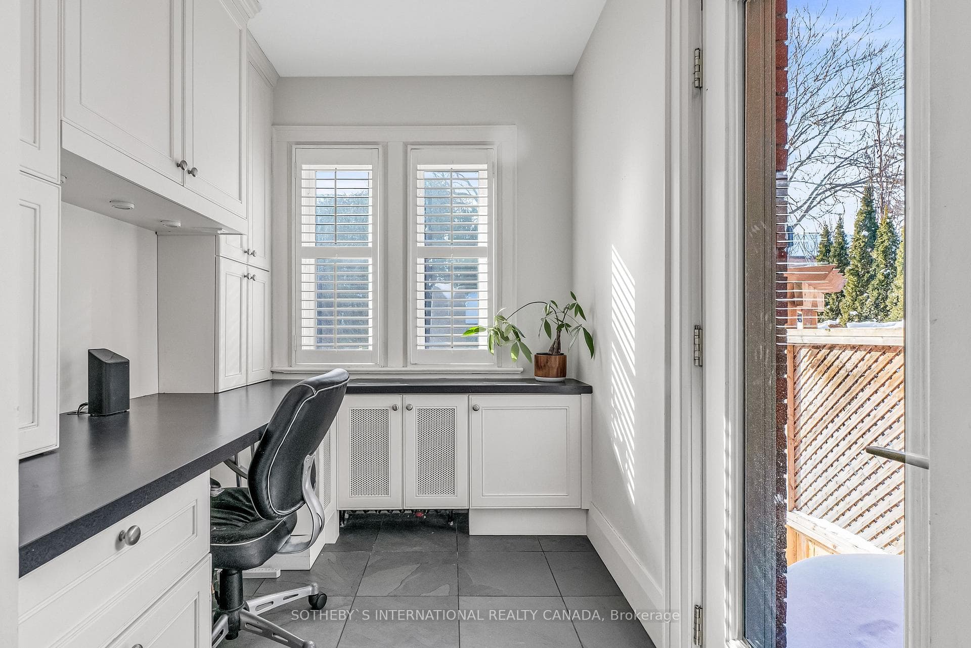 364 Greer Road photo 19