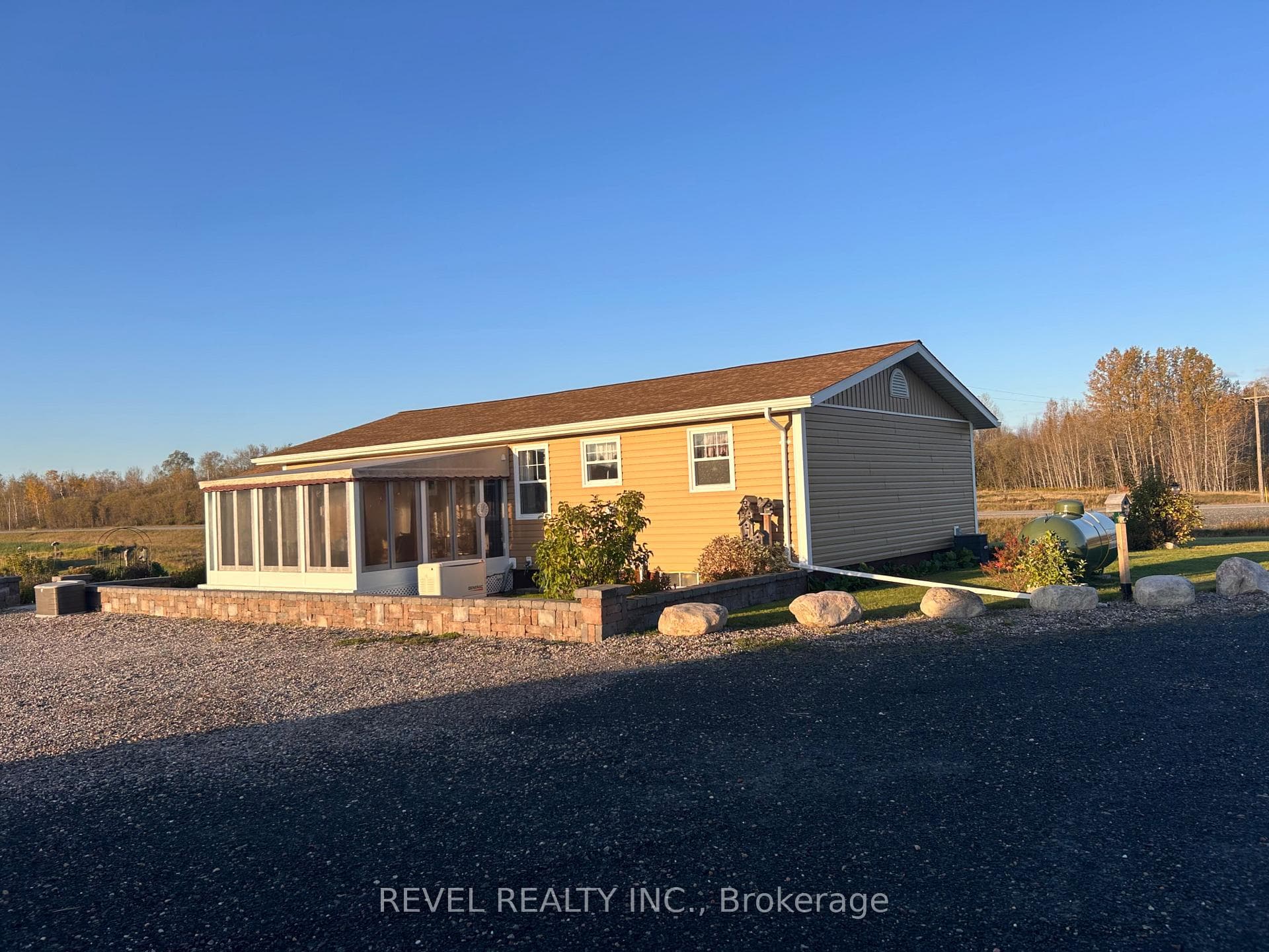 1356 Highway 11 N/A photo 3