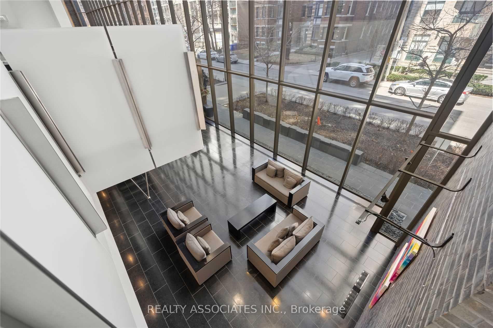 33 Charles Street Unit 2210 photo 12