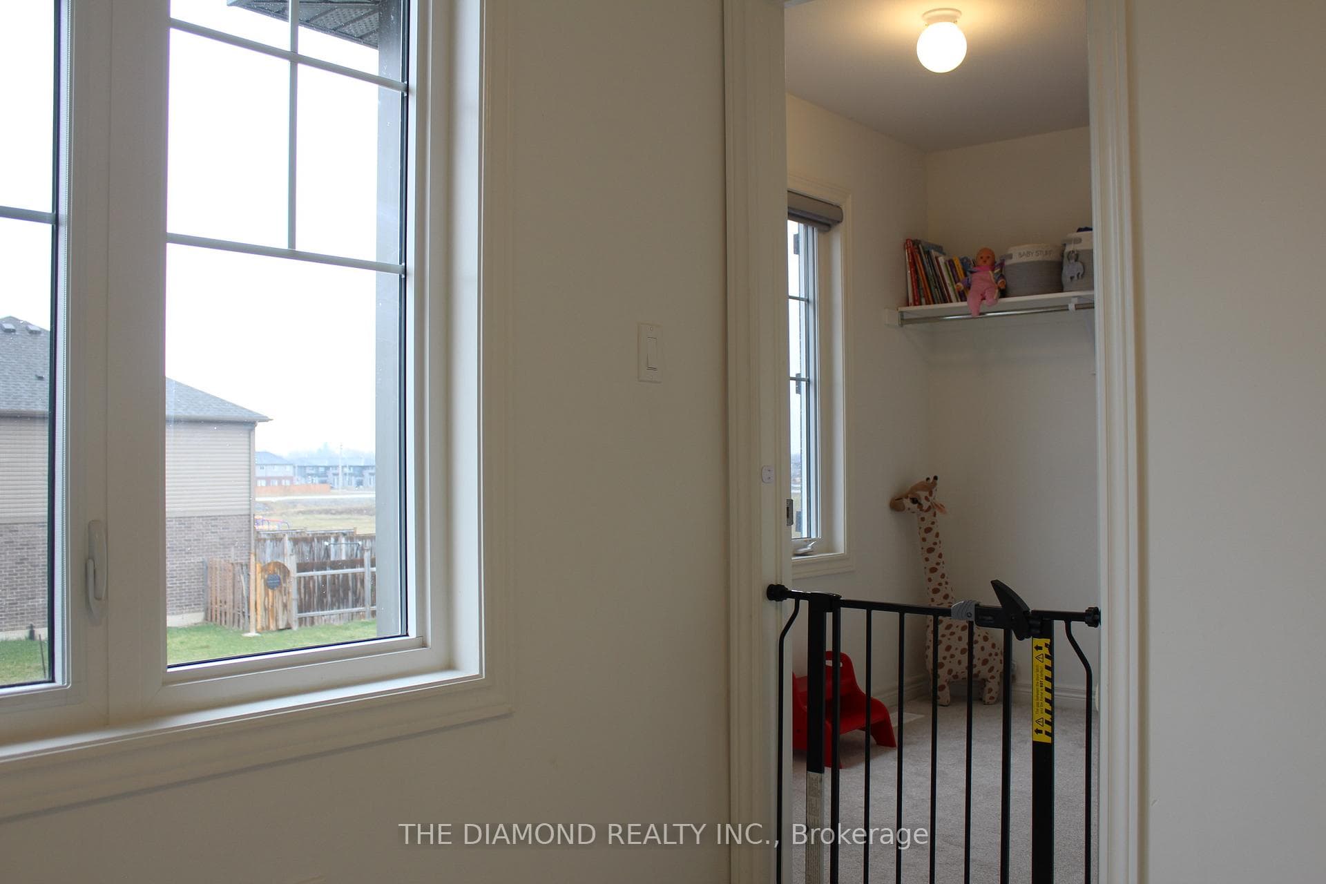 99 Heron Street photo 7