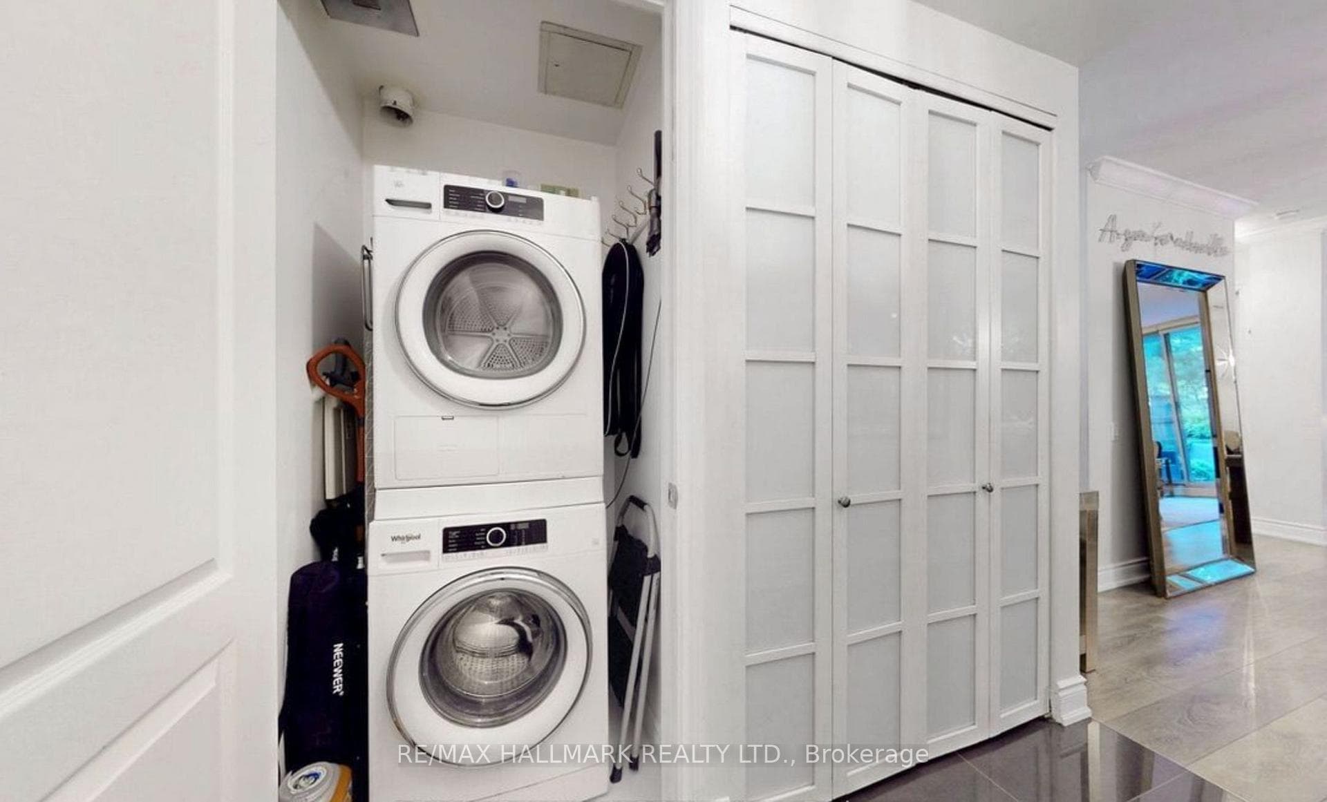 18 William Carson Crescent Unit 115 photo 14