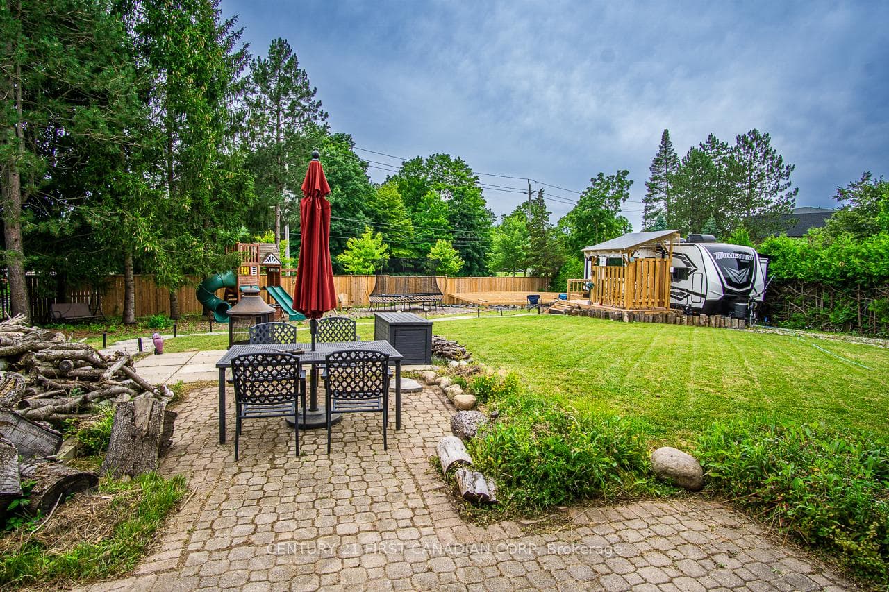 10 Angus Court photo 36