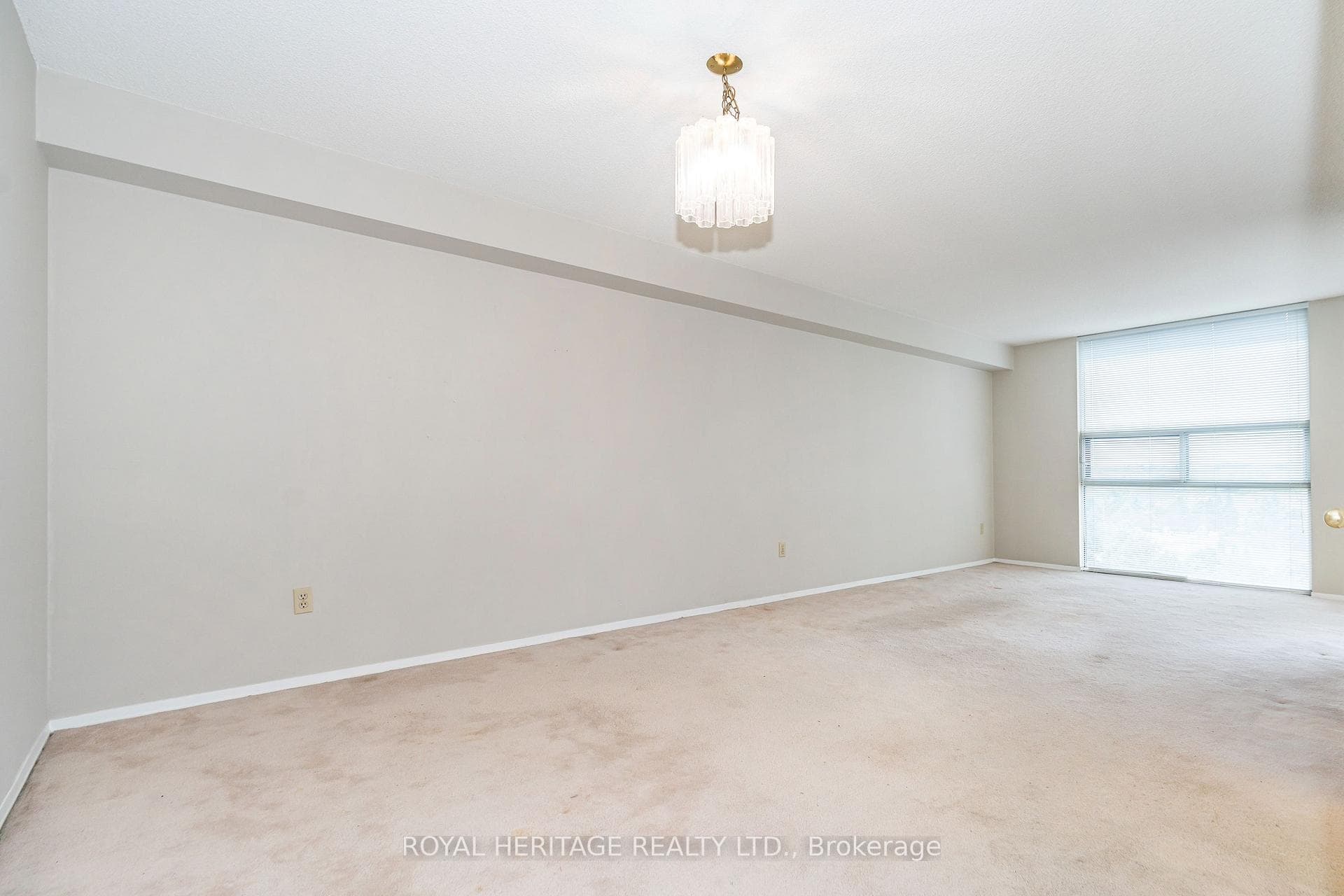 20 Harding Boulevard Unit 908 photo 9