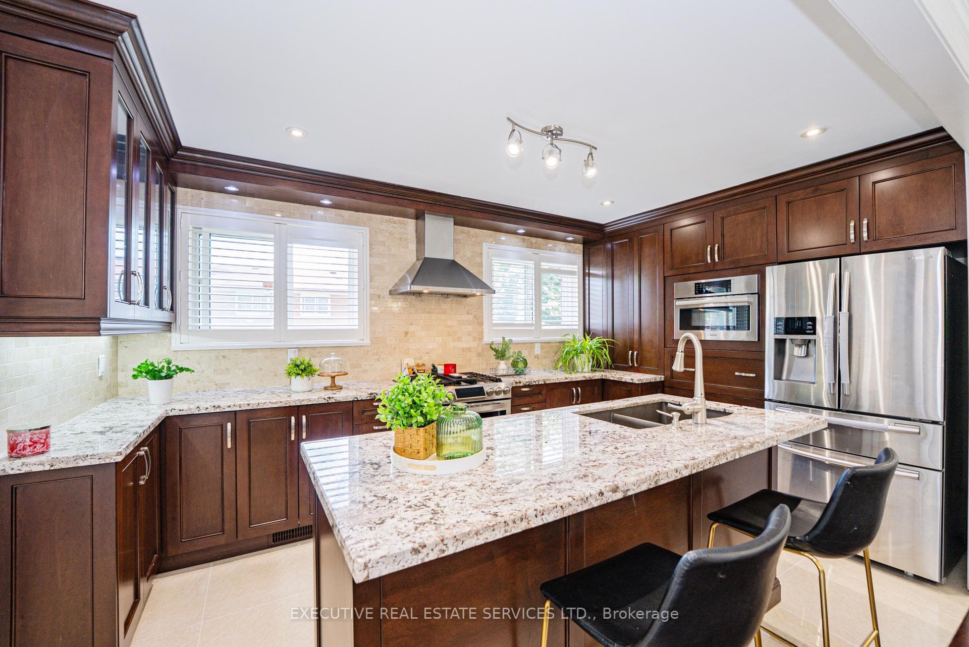 37 Ravenview Drive photo 25