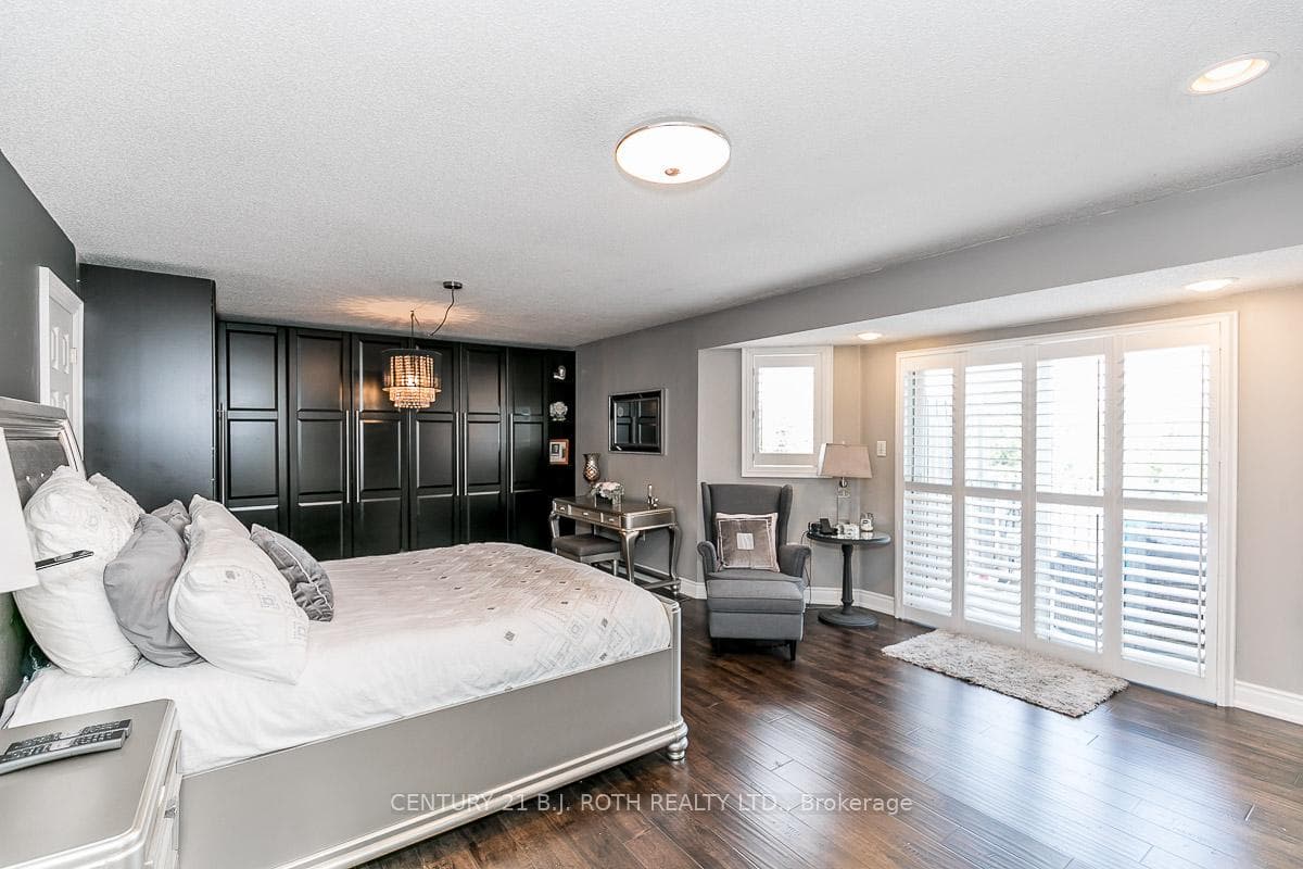 112 Bourbon Circle photo 15