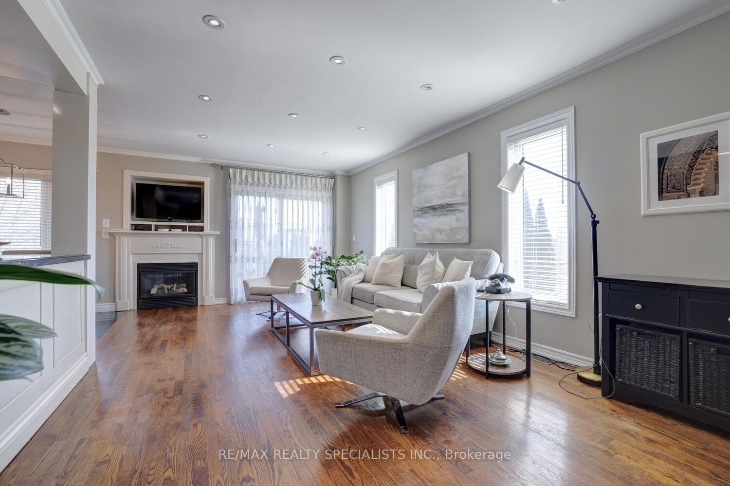 3079 Salmona Court photo 8