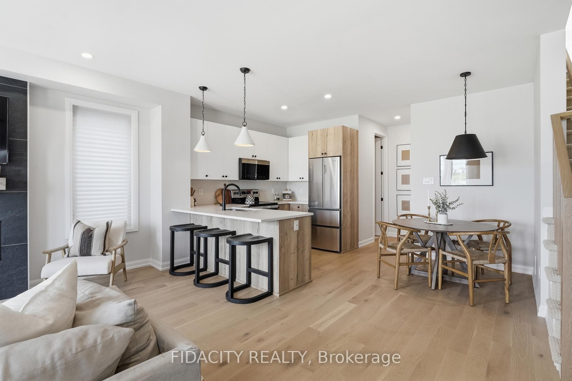 6333 Perth Street photo 11
