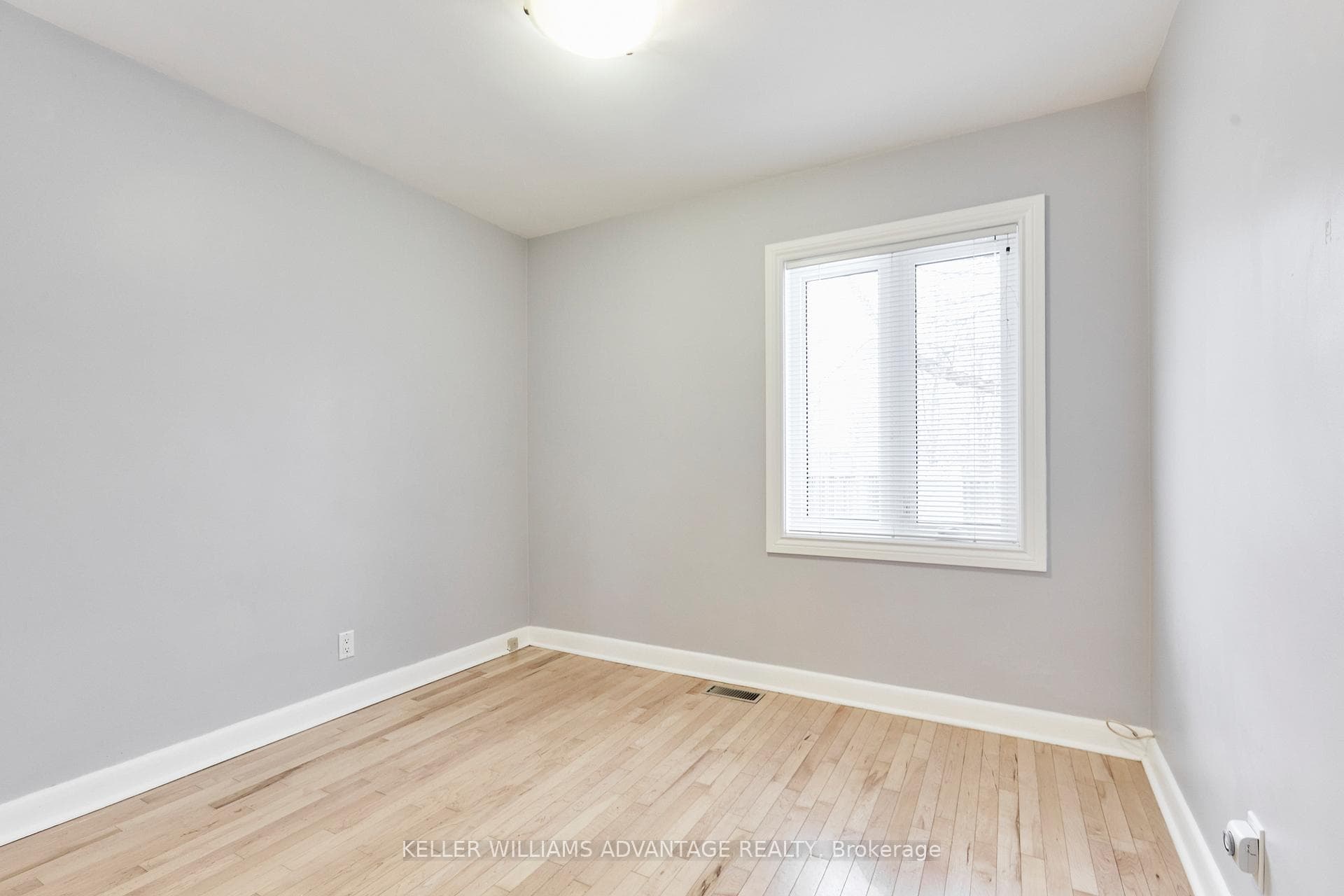 143 Ellington Drive Unit Main photo 8