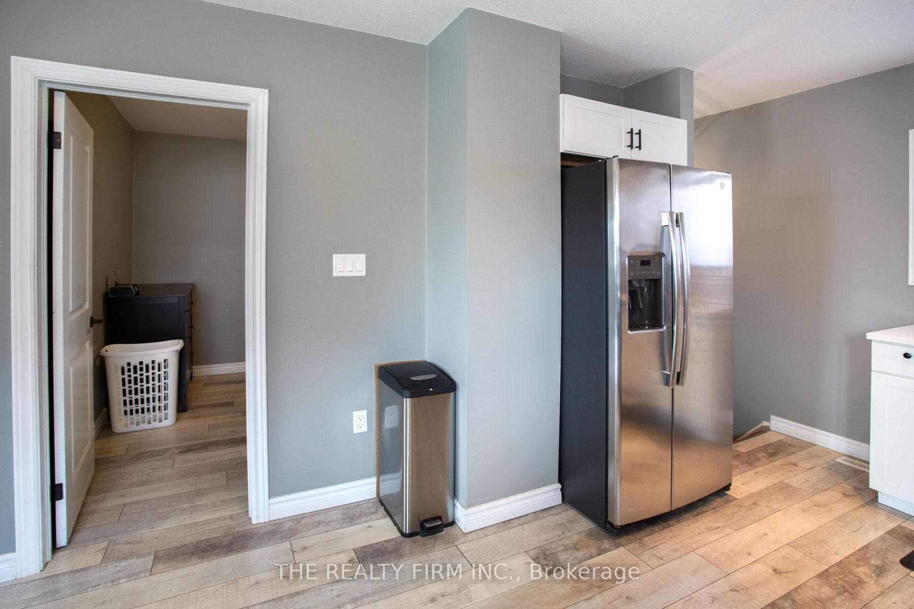 84 Adelaide Street photo 17