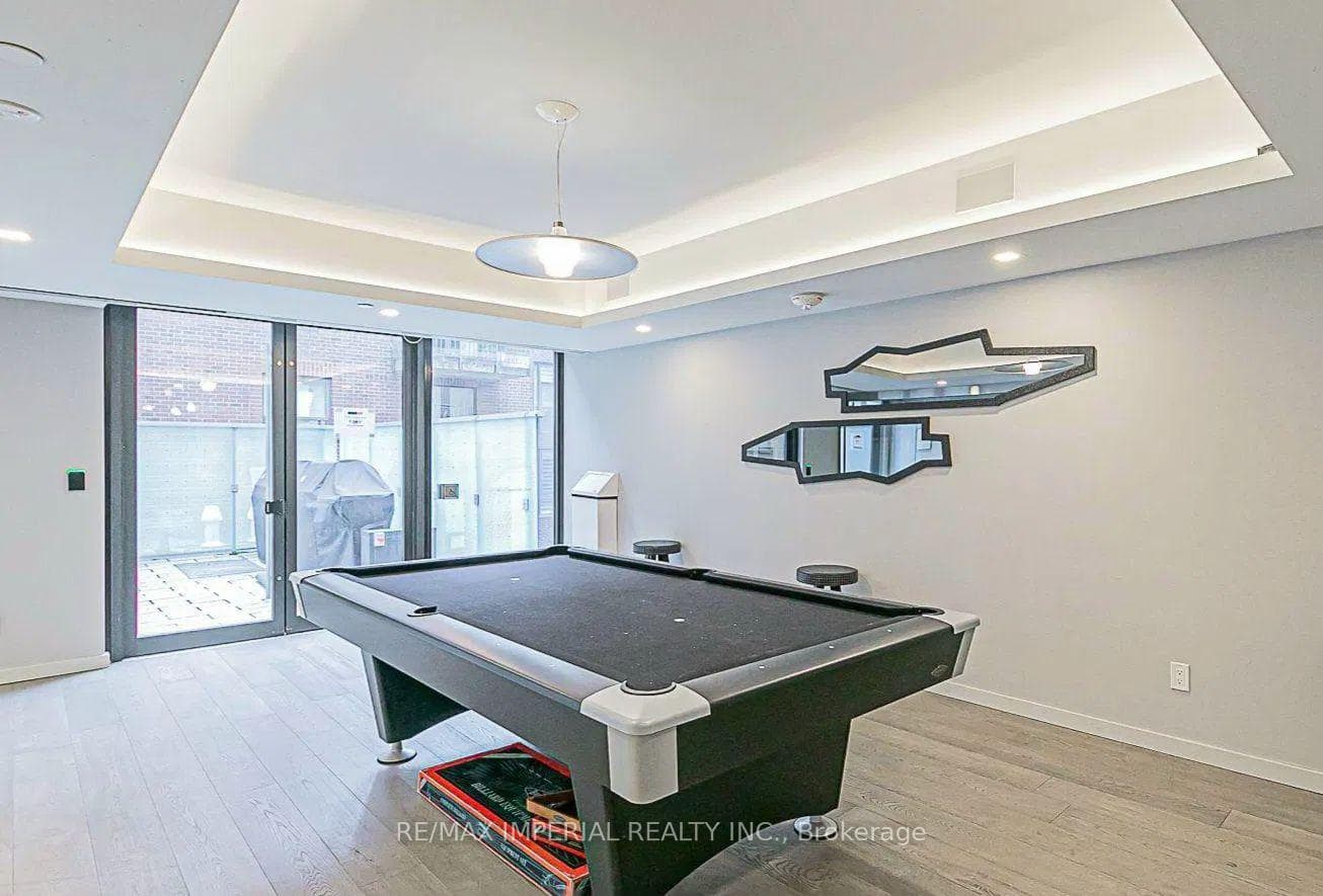 28 Wellesley Street Unit 409 photo 11