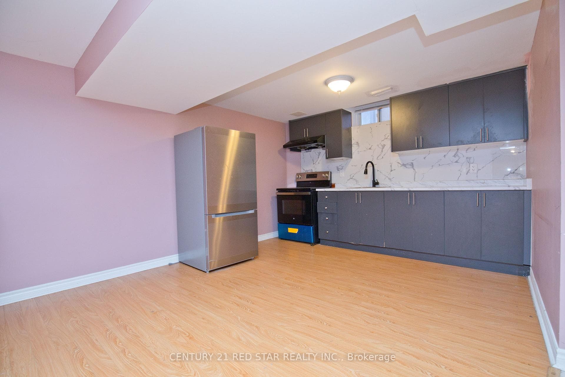 3 Okanagan Drive photo 43