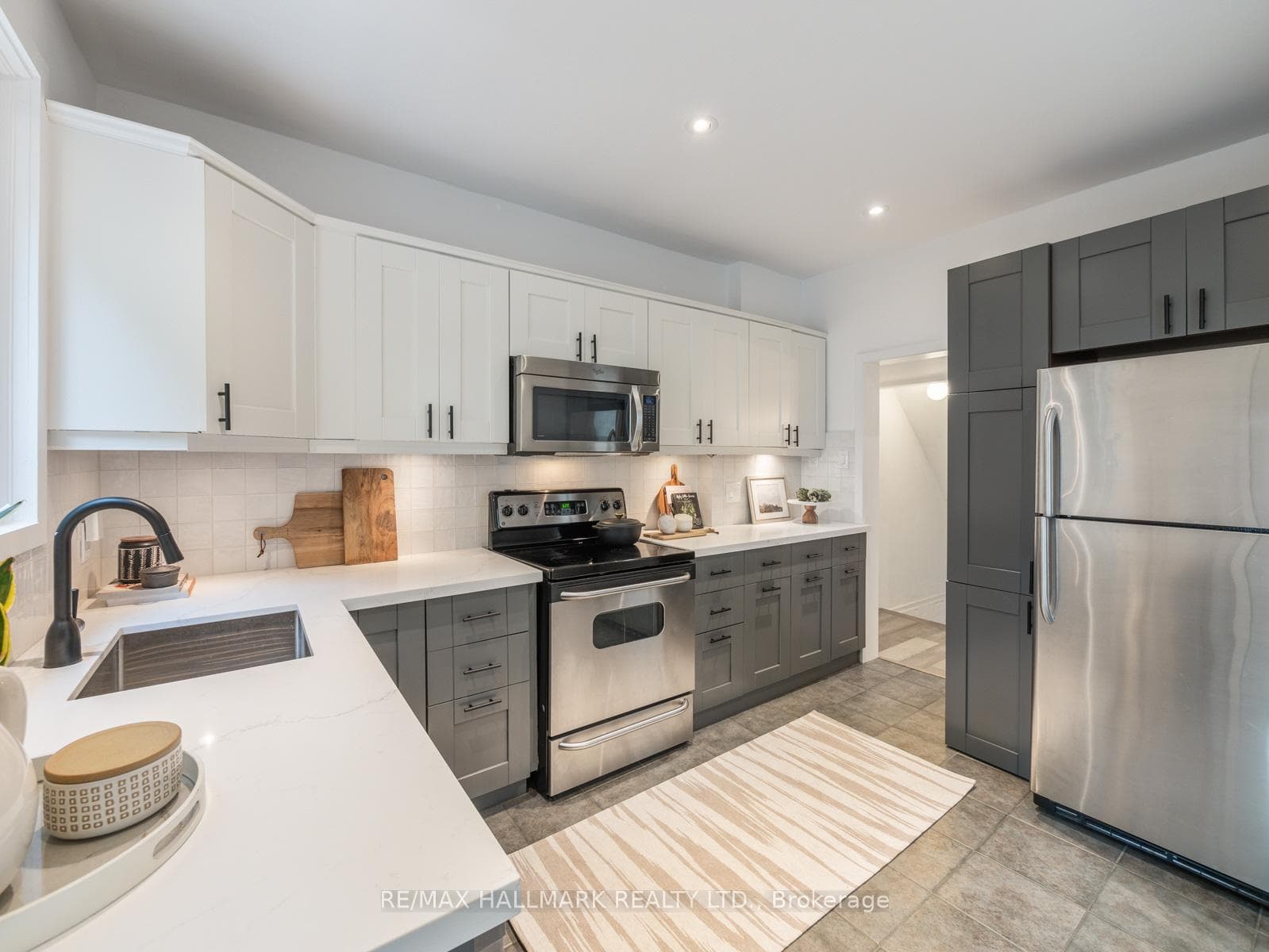 37 Burgess Avenue photo 13