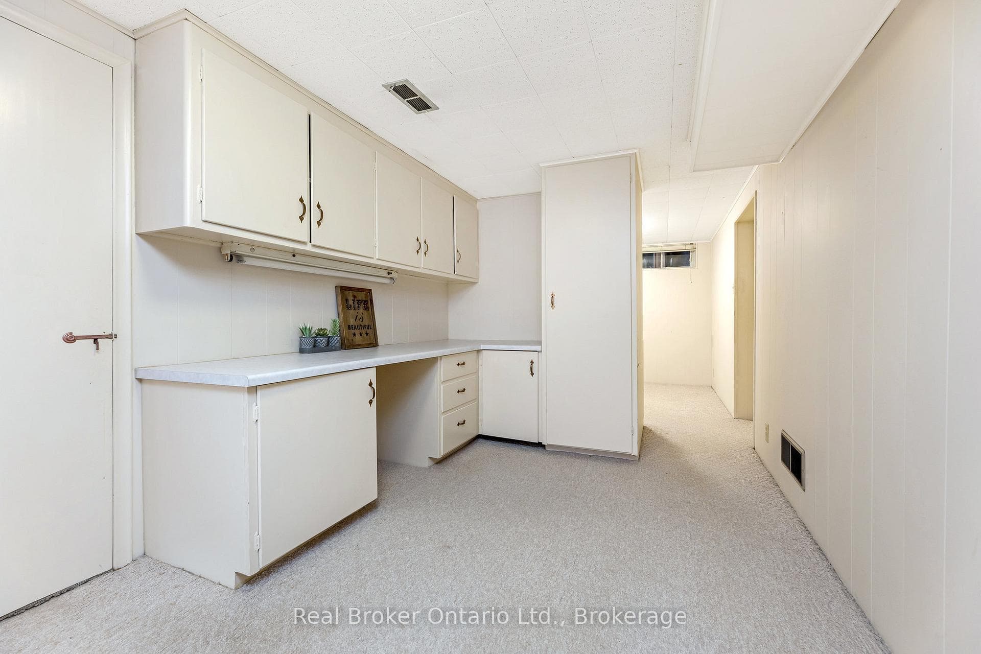 68 Rodney Boulevard photo 30