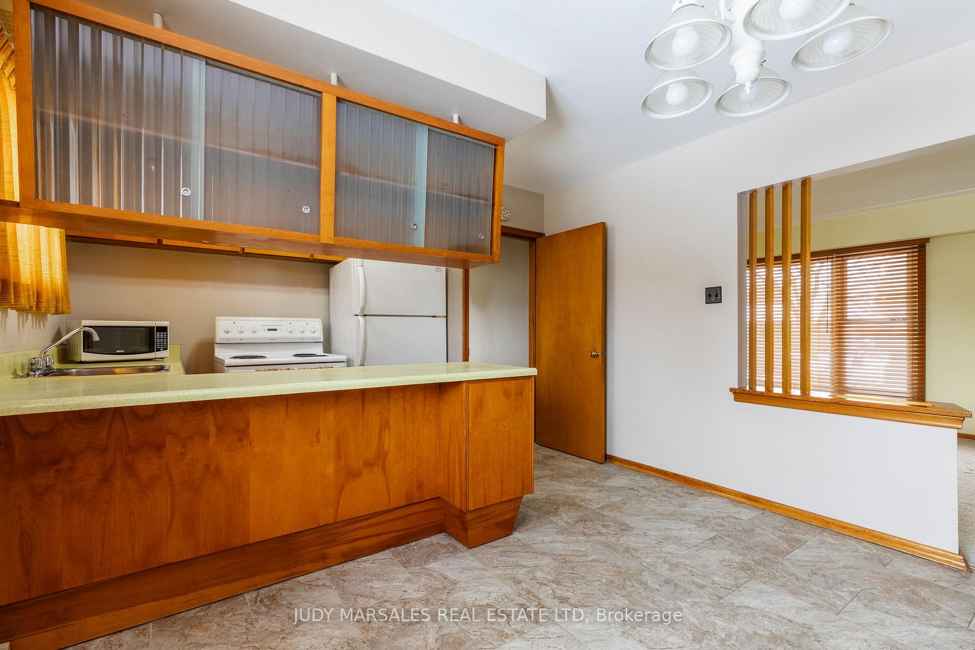13 Skyland Drive photo 11