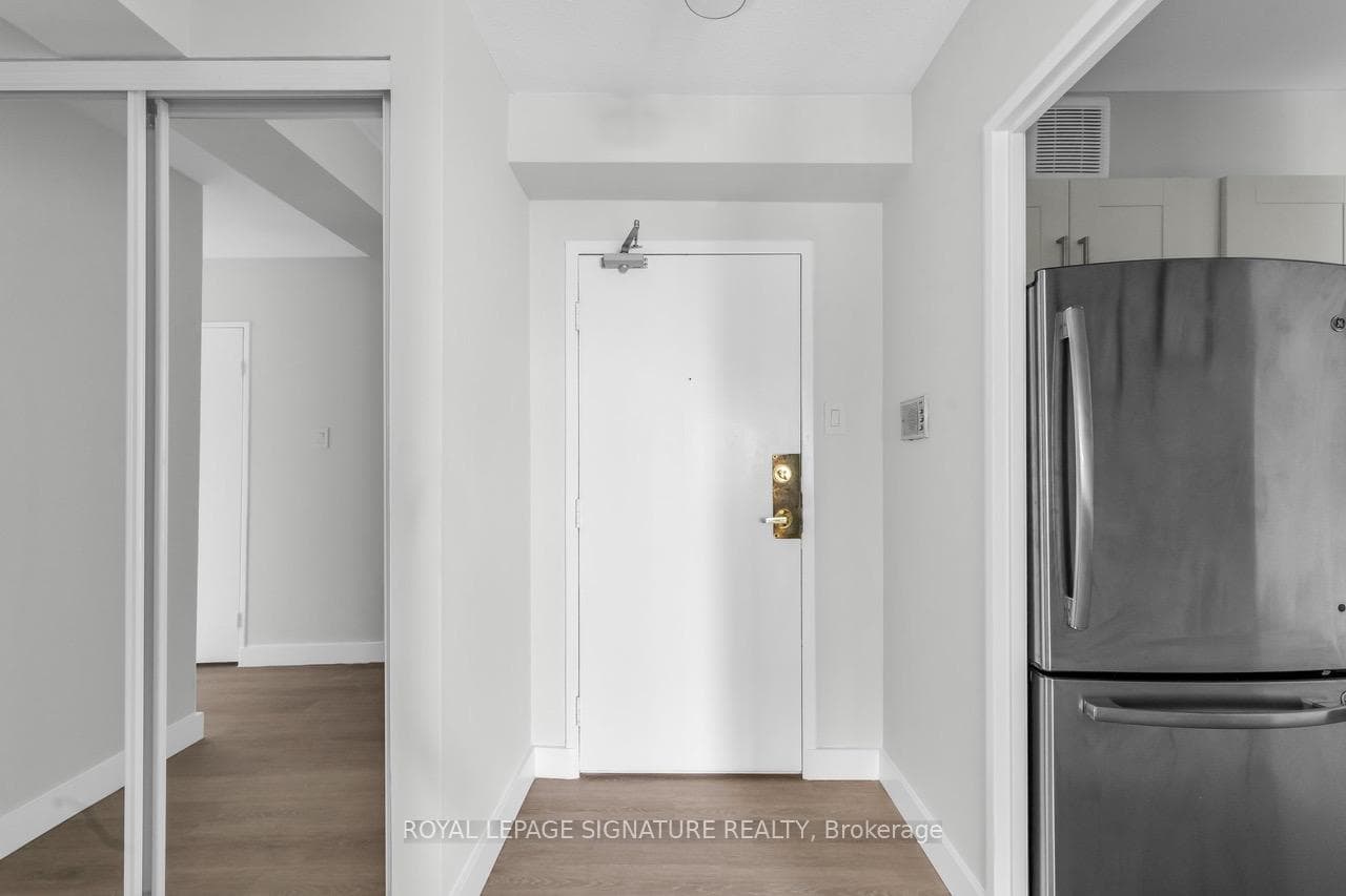 75 Emmett Avenue Unit 211 photo 15
