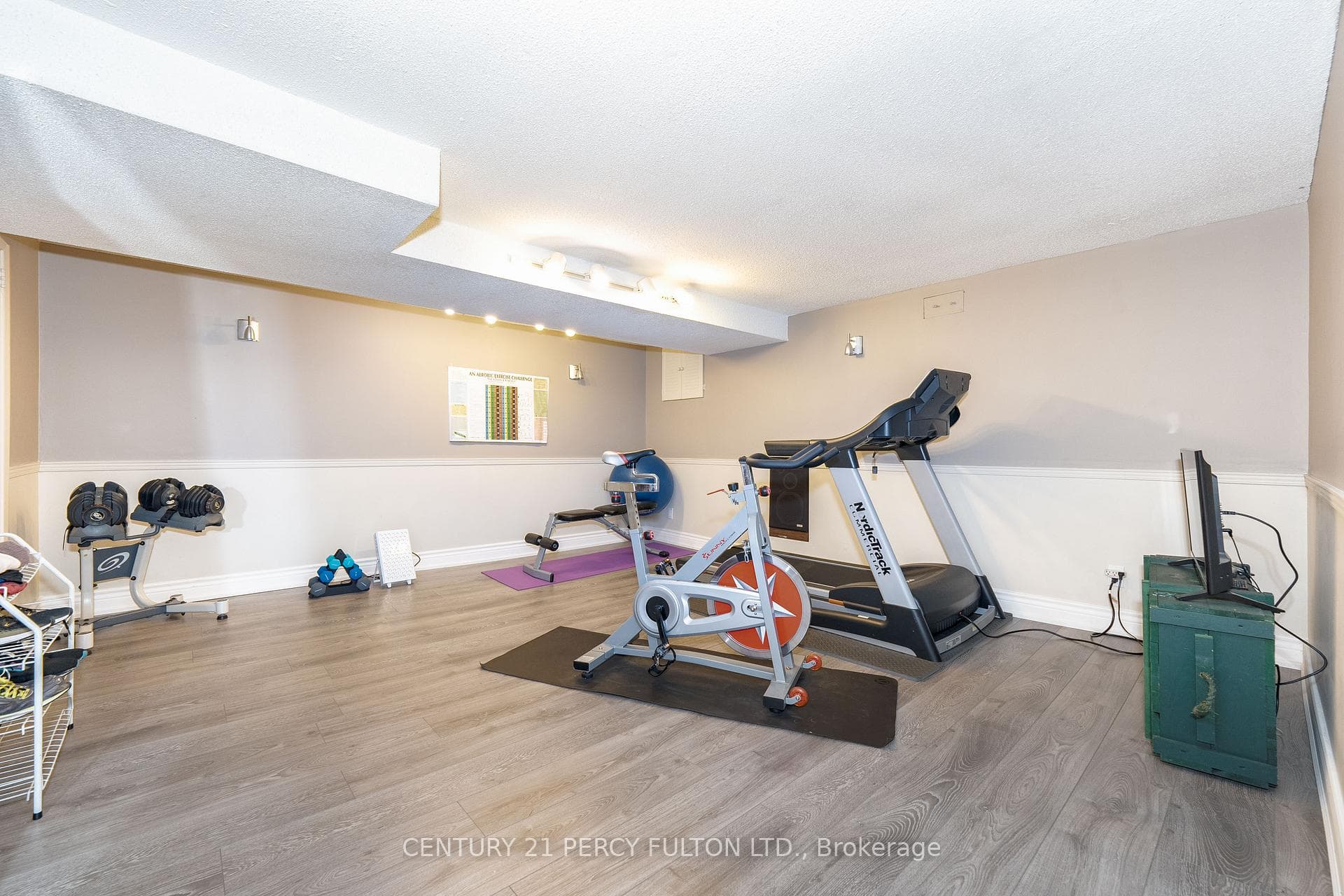 22 Pitcairn Crescent photo 26