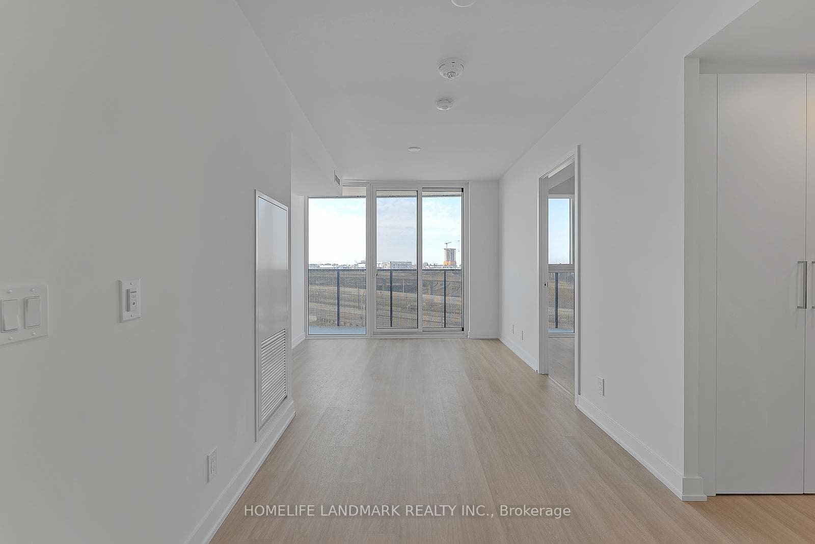 30 Tretti Way Unit 616 photo 5