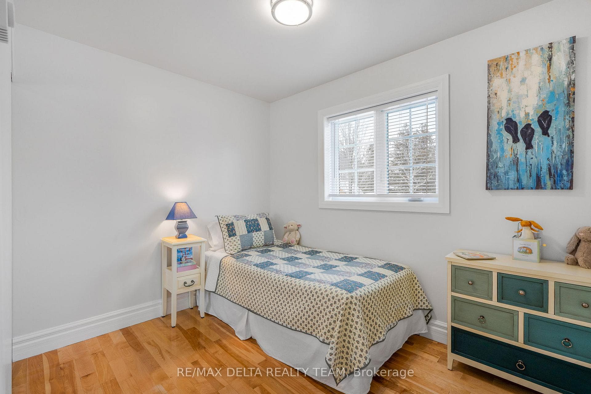 261 Agathe Street photo 14
