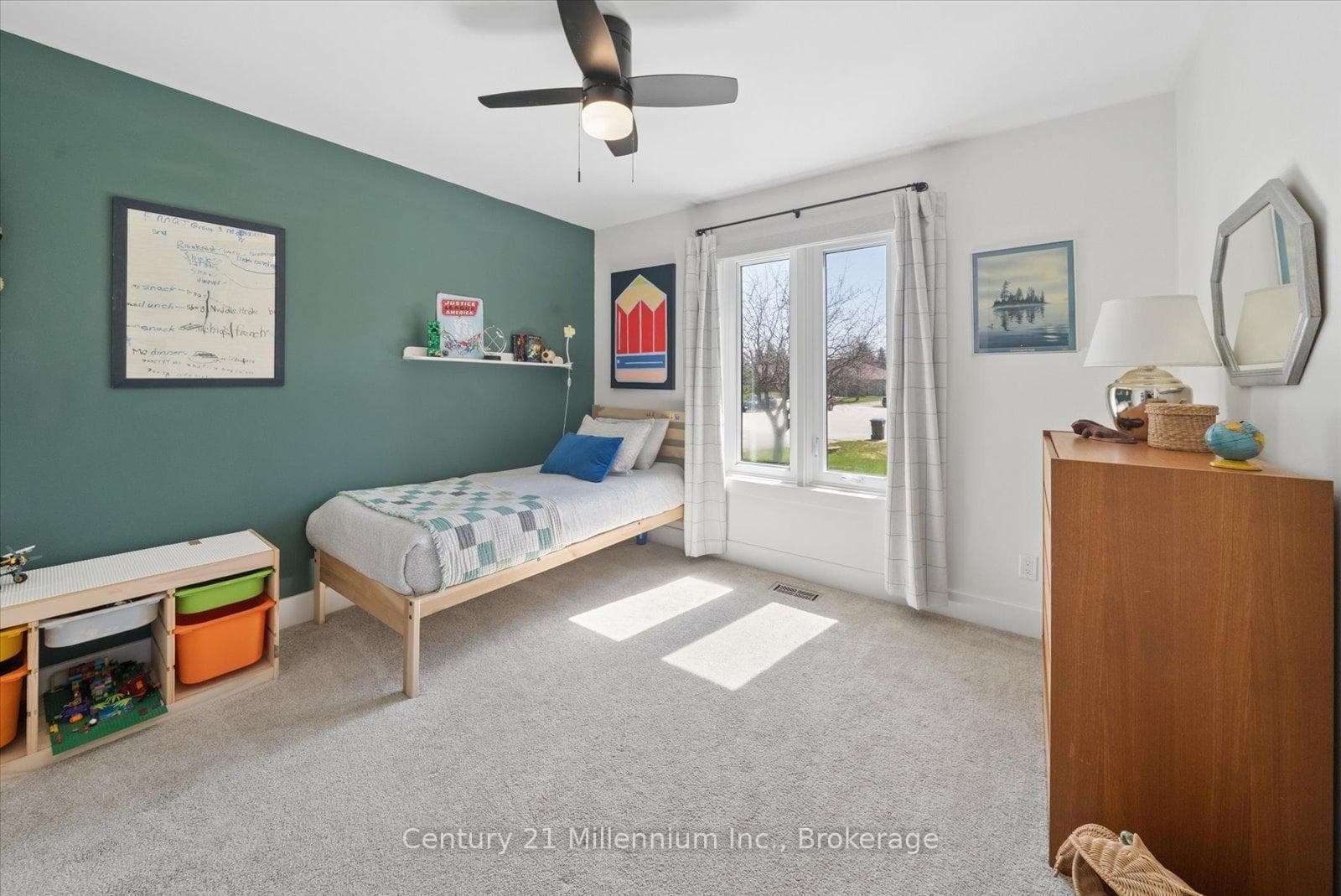 4 Blackburn Avenue photo 27