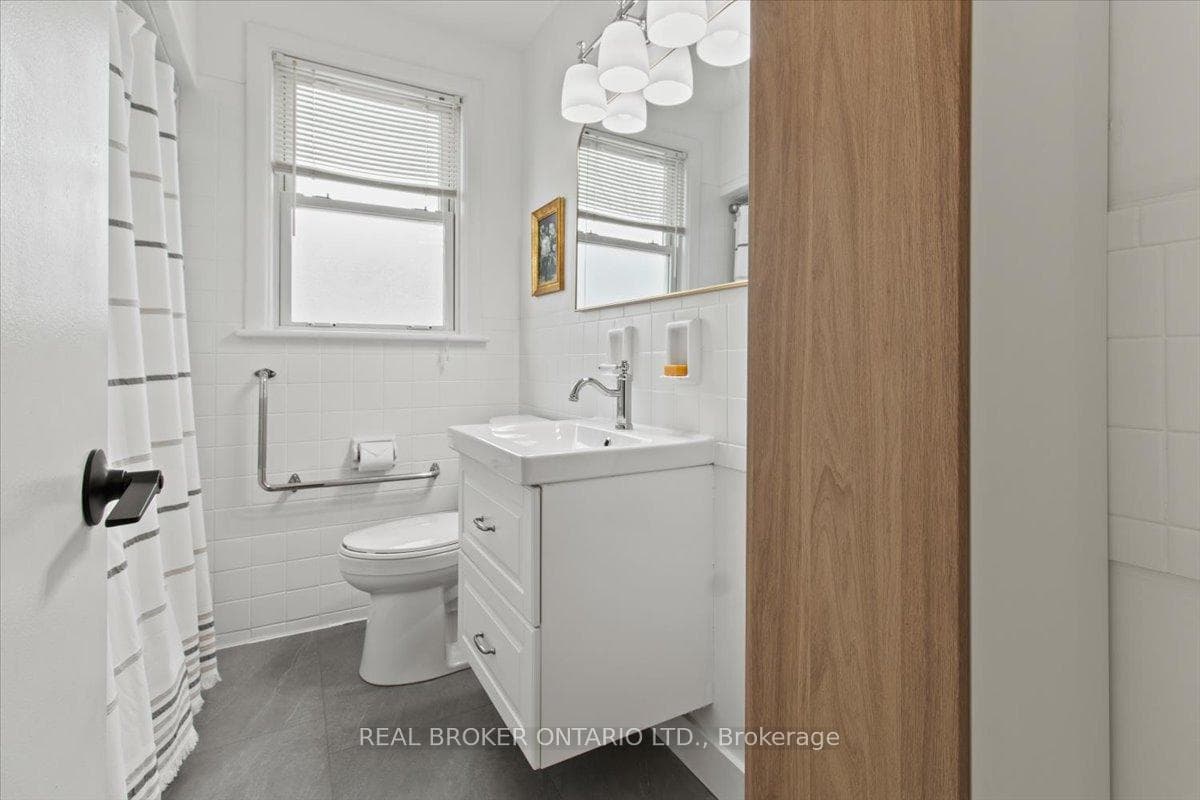346 East 28th Street photo 9