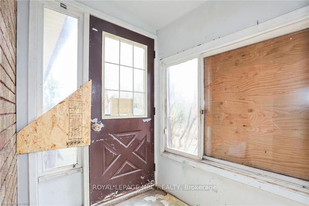 5723 MONTROSE Road photo 38