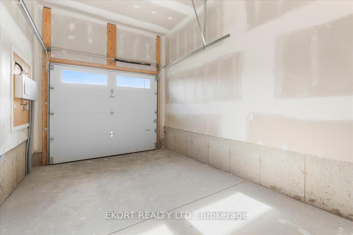 156 Appledene Drive photo 27