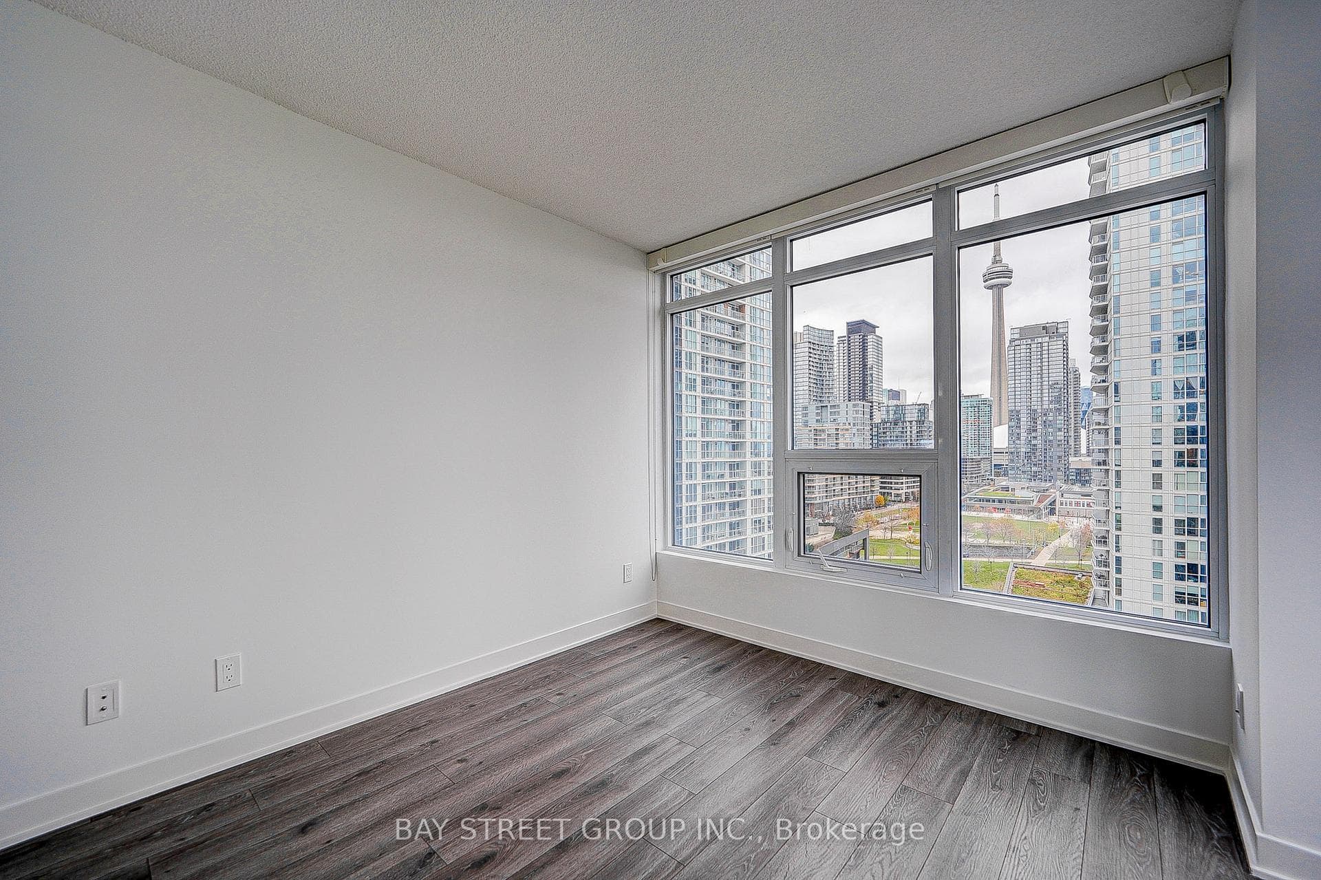 70 Queens Wharf Road Unit 1612 photo 26