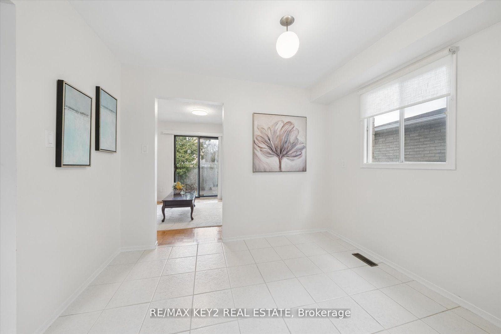 54 Silbury Drive photo 16