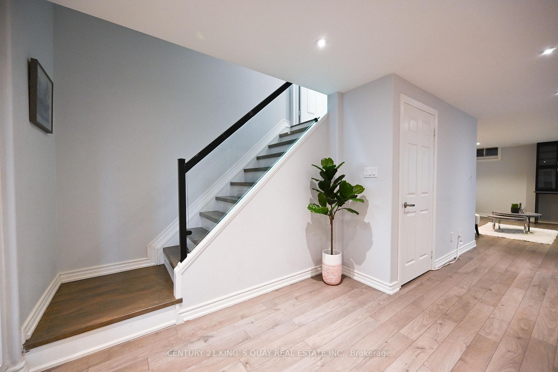 10514 Victoria Square Boulevard photo 25
