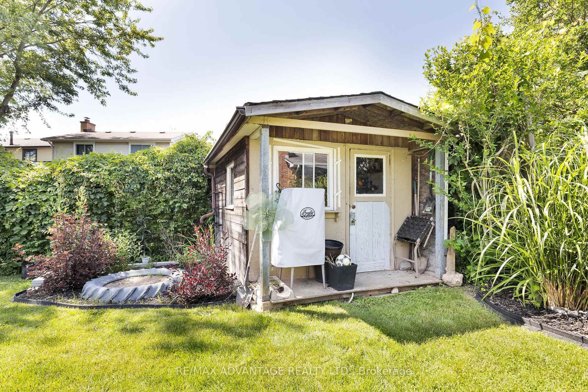 7 Lochern Road photo 31