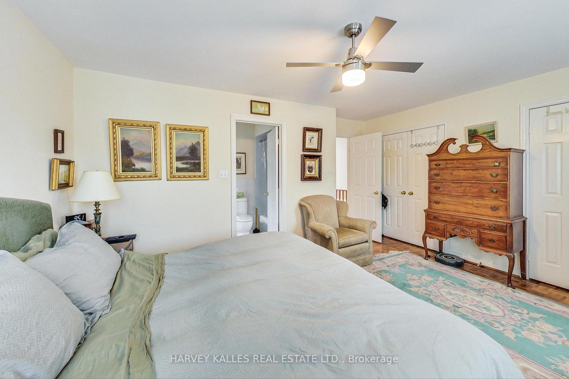 8 Fairholme Avenue photo 15