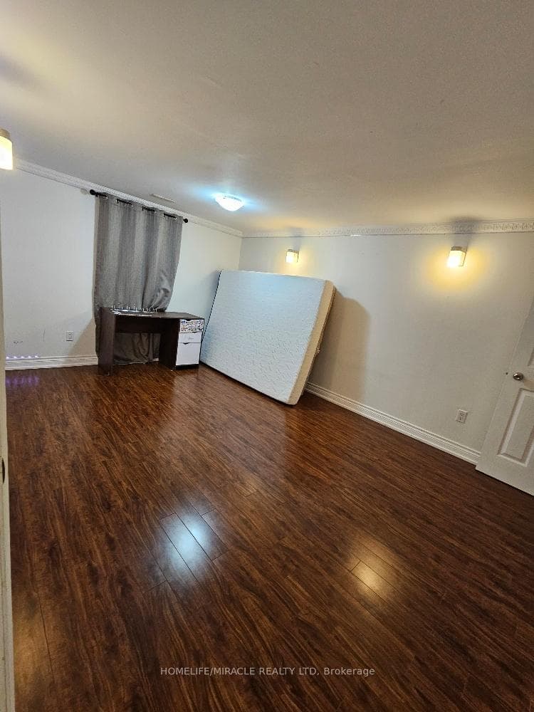 1382 Warden Avenue photo 15