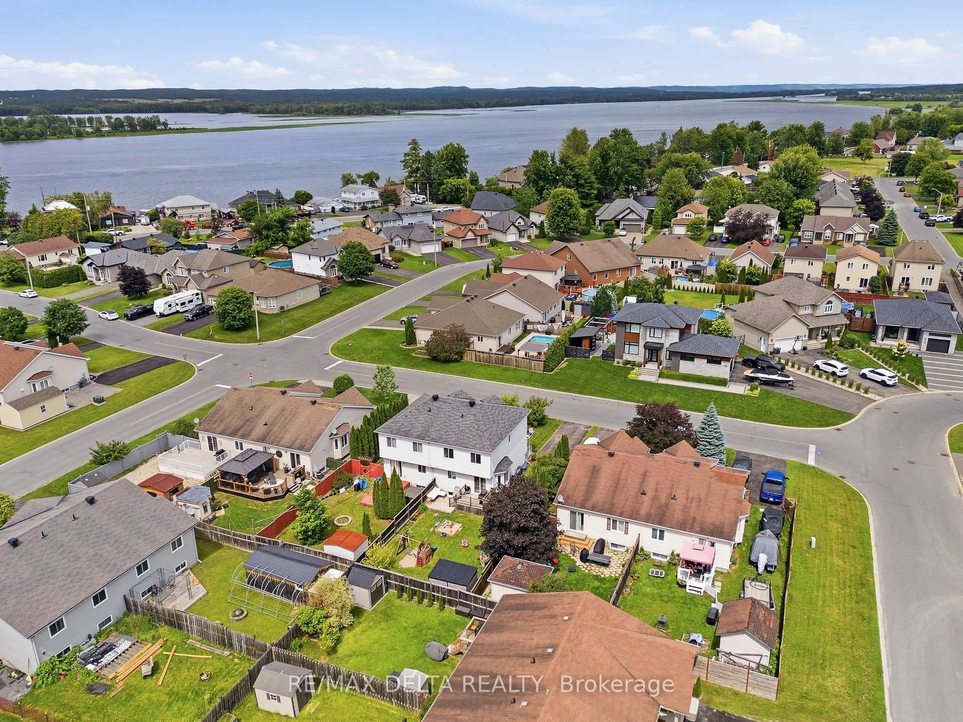 123 Panorama Avenue photo 34