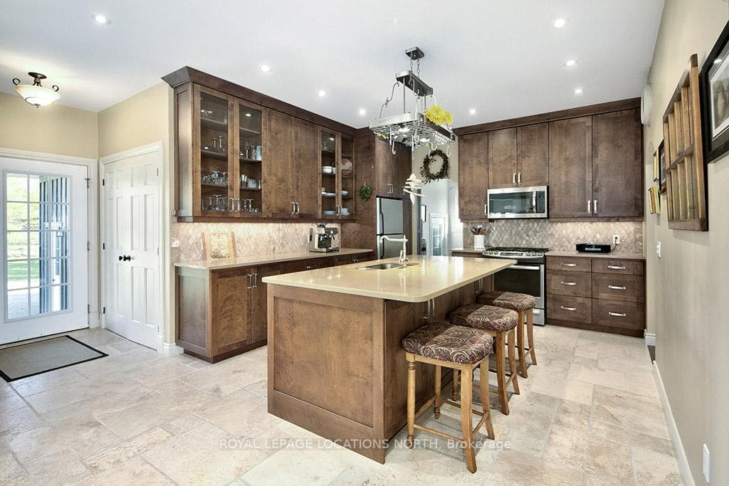Beautifully Updated Kitchen