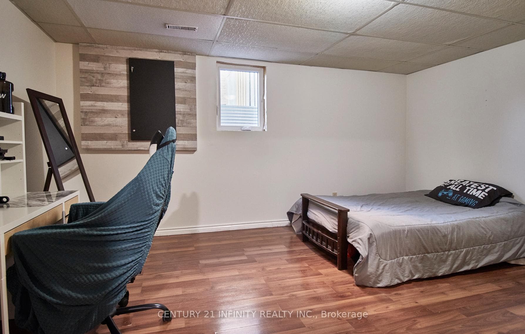Second basement bedroom 3.83 x 3.95 meters